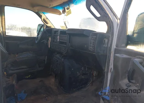 2020 Chevrolet Express Passenger Rwd 3500 Extended Wheelbase Ls z USA, uszkodzony, nr VIN 1GAZGNFG1L1272777